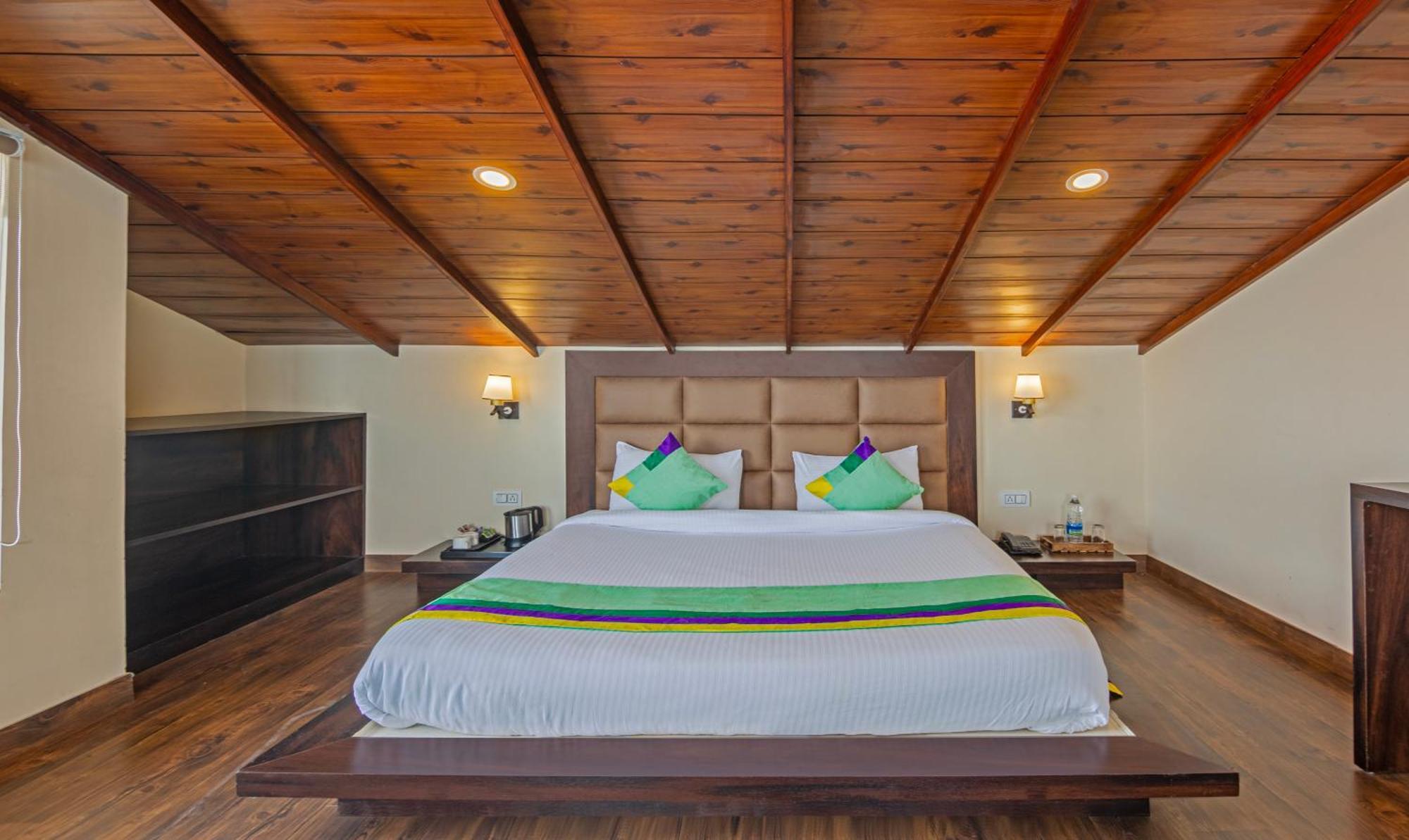 Treebo The Northern Retreat Resort With Mountain View Shimla Exterior photo